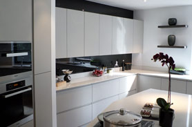 glass splashbacks kitchen 1