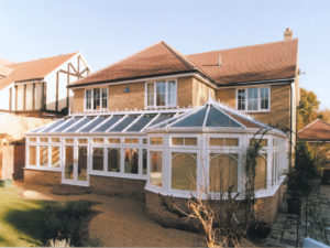 large p-shaped conservatory